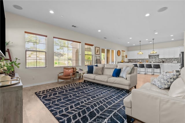 27624 Solana, Saugus, CA 91350 — photo 13 of 66