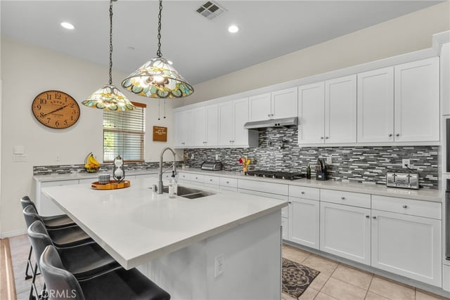 27624 Solana, Saugus, CA 91350 — photo 17 of 66