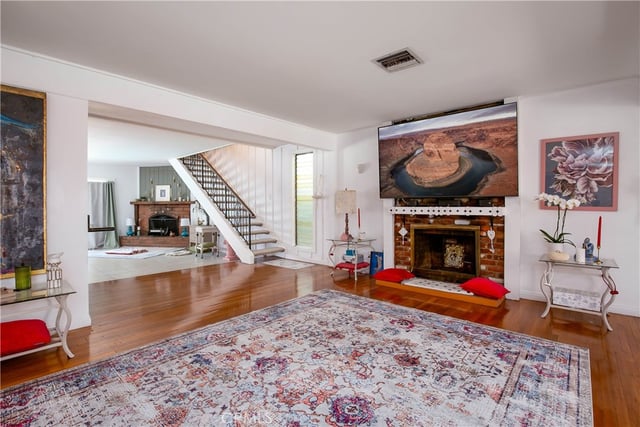 20748 Vose, Winnetka, CA 91306 — photo 6 of 26