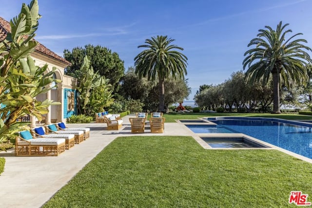 11201 Chalon Road, Los Angeles, CA 90049 — photo 17 of 65