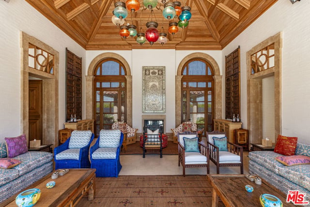 11201 Chalon Road, Los Angeles, CA 90049 — photo 43 of 65