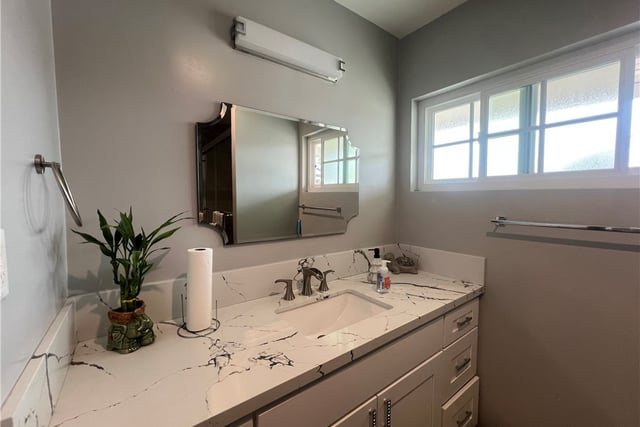 11024 Peoria Street, Sun Valley, CA 91352 — photo 24 of 40