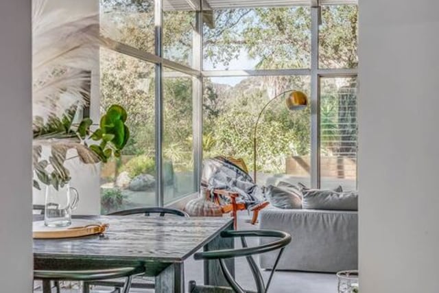 2436 Arbutus Drive, Los Angeles, CA 90049 — photo 11 of 45