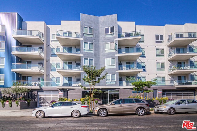 105 S Mariposa Avenue 204, Los Angeles, CA 90004 — photo 39 of 47