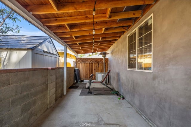 14143 Terra Bella, Pacoima, CA 91331 — photo 16 of 23