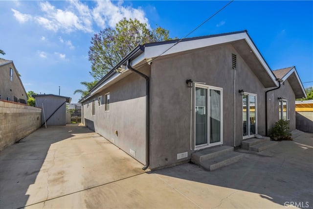 14143 Terra Bella, Pacoima, CA 91331 — photo 20 of 23