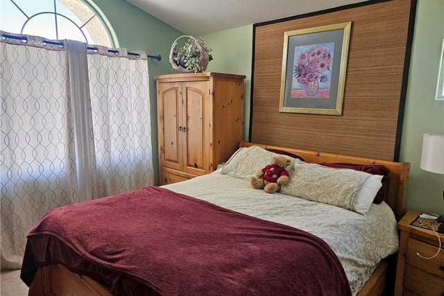 6044 Catalina, Palmdale, CA 93552 — photo 10 of 23