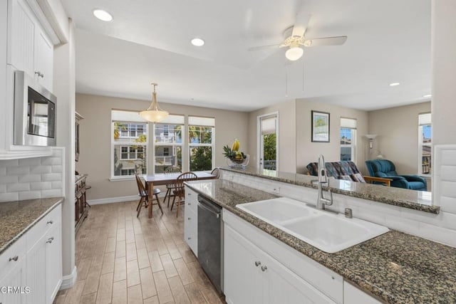 1531 Windshore Way, Oxnard, CA 93035 — photo 9 of 34
