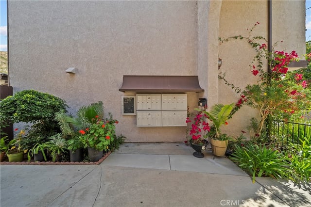 17847 Beneda Lane 10, Canyon Country, CA 91351 — photo 31 of 34