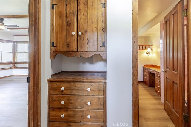 3852 Eureka Drive, Studio City, CA 91604 — photo 27 of 40