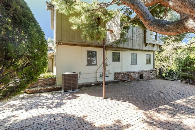 3852 Eureka Drive, Studio City, CA 91604 — photo 34 of 40