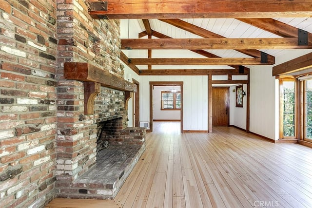 3852 Eureka Drive, Studio City, CA 91604 — photo 8 of 40