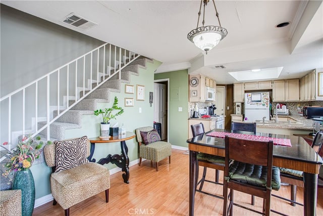 219 N Adams 8, Glendale, CA 91206 — photo 10 of 26