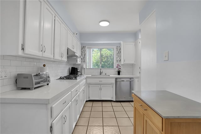 806 W 132nd, Gardena, CA 90247 — photo 12 of 35