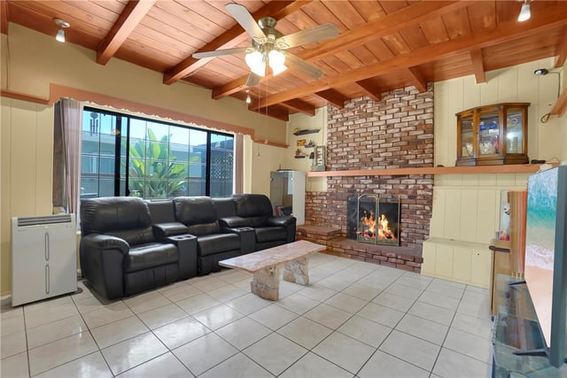 806 W 132nd, Gardena, CA 90247 — photo 4 of 35