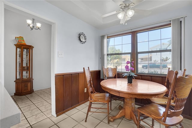 806 W 132nd, Gardena, CA 90247 — photo 7 of 35