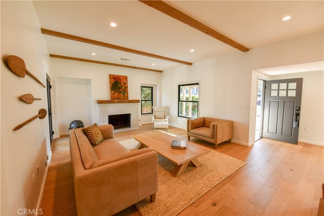 292 Granada, Long Beach, CA 90803 — photo 4 of 20