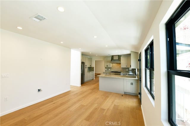 292 Granada, Long Beach, CA 90803 — photo 6 of 20