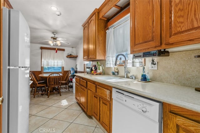 10253 Angell, Downey, CA 90242 — photo 14 of 34