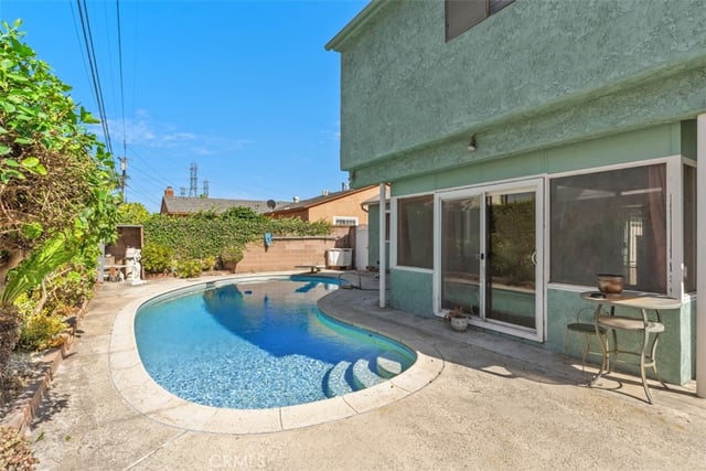 10253 Angell, Downey, CA 90242 — photo 3 of 34