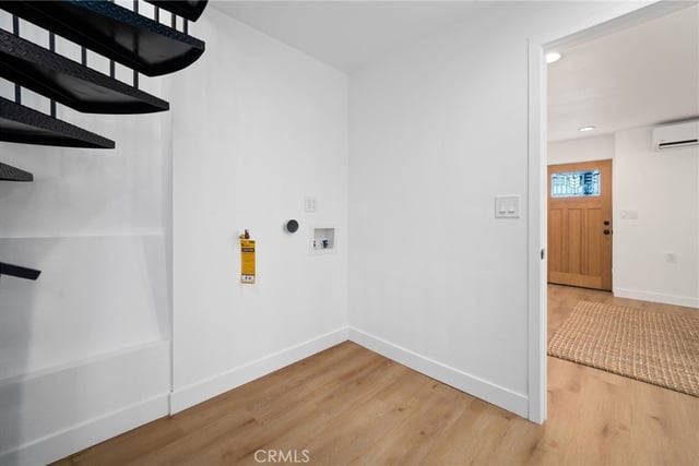 739 W 2nd, San Pedro, CA 90731 — photo 13 of 25
