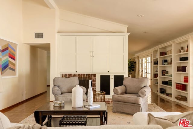 1615 Stradella Road, Los Angeles, CA 90077 — photo 12 of 27
