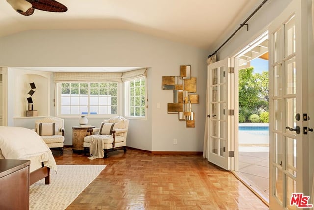1615 Stradella Road, Los Angeles, CA 90077 — photo 14 of 27