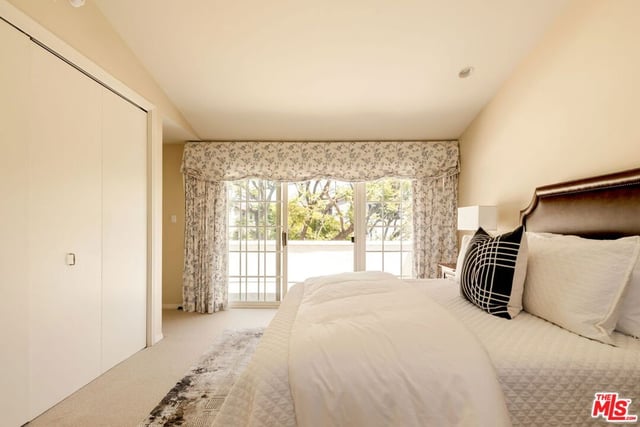 1615 Stradella Road, Los Angeles, CA 90077 — photo 22 of 27
