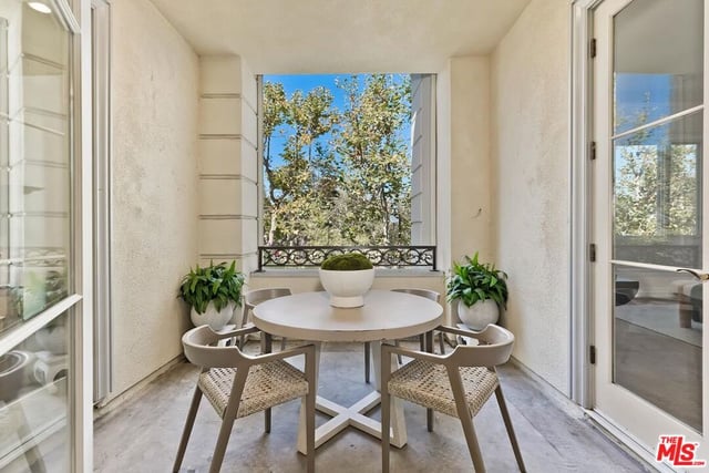 10112 EMPYREAN Way 204, Los Angeles, CA 90067 — photo 12 of 33