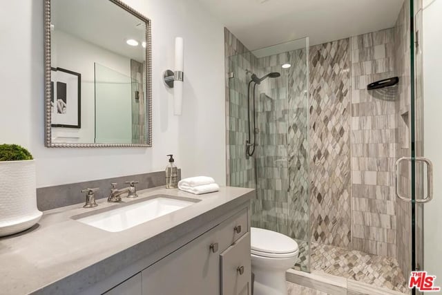10112 EMPYREAN Way 204, Los Angeles, CA 90067 — photo 25 of 33