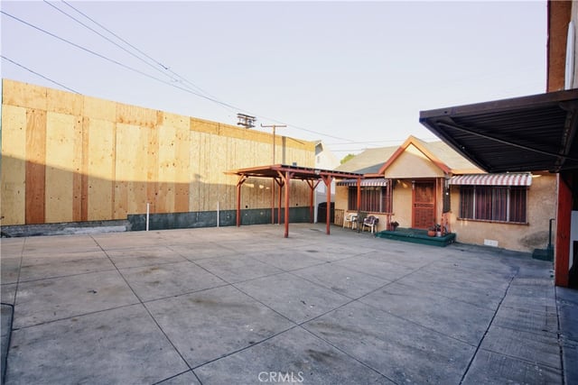 926 Spence, Los Angeles, CA 90023 — photo 9 of 29