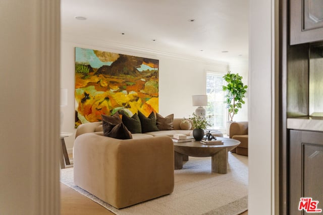 1130 Sierra Alta Way, Los Angeles, CA 90069 — photo 12 of 52