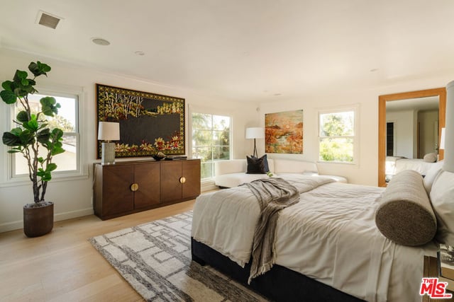 1130 Sierra Alta Way, Los Angeles, CA 90069 — photo 34 of 52