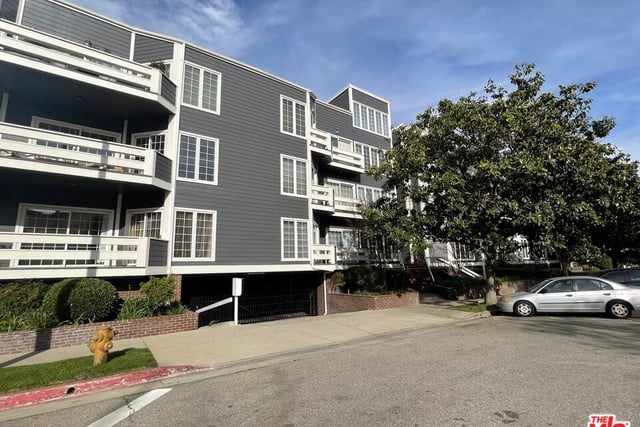 1840 Veteran Avenue 106, Los Angeles, CA 90025 — photo 2 of 38