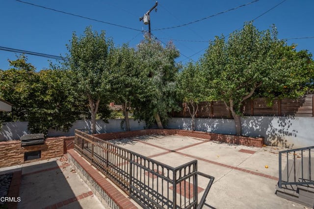 251 Palomares Avenue, Ventura, CA 93003 — photo 32 of 49