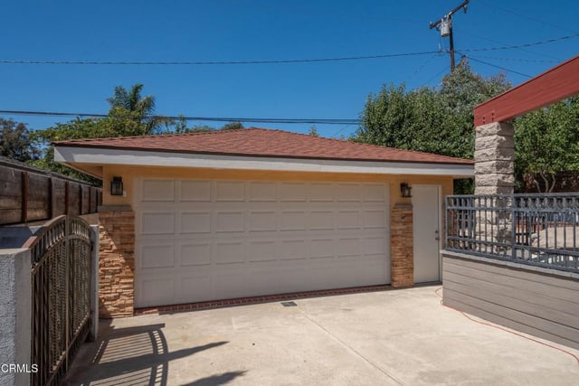 251 Palomares Avenue, Ventura, CA 93003 — photo 33 of 49