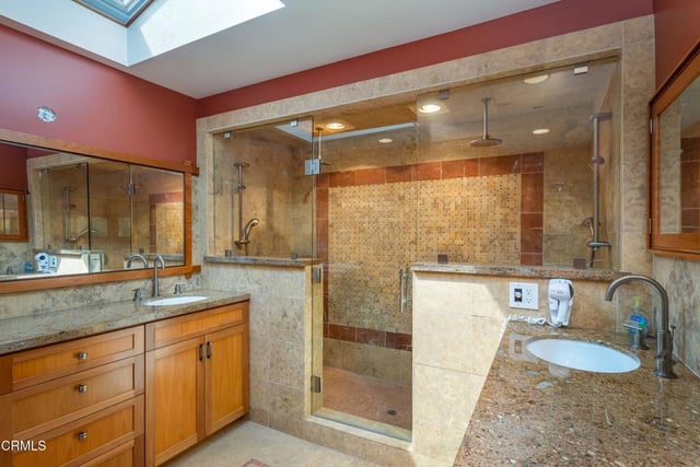 251 Palomares Avenue, Ventura, CA 93003 — photo 4 of 49