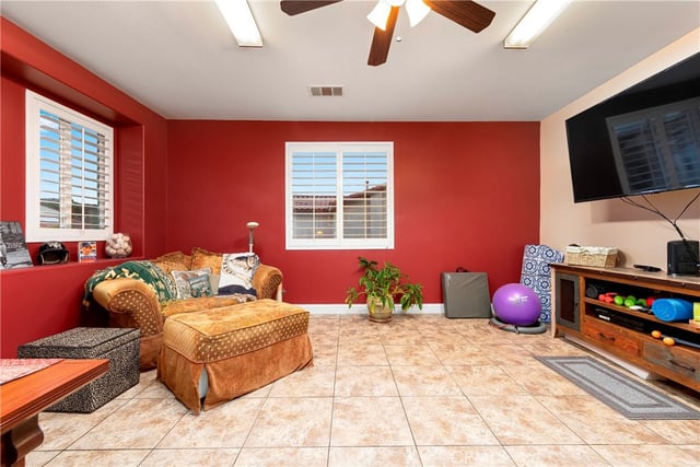 29161 Harmony Way, Saugus, CA 91390 — photo 40 of 70