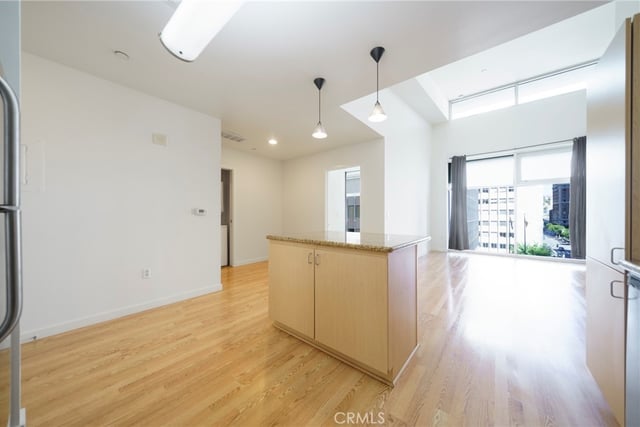 630 W 6th 616, Los Angeles, CA 90017 — photo 13 of 25