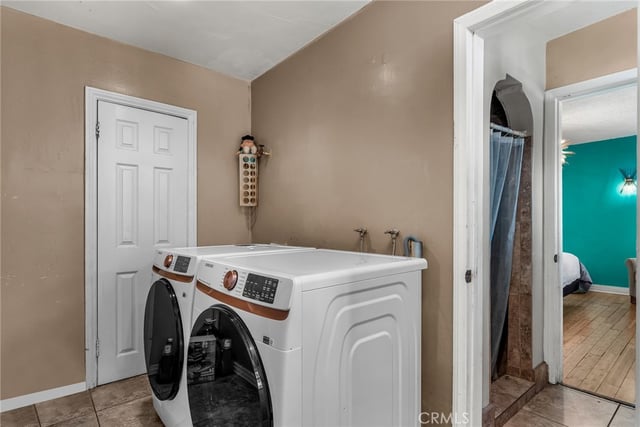 1617 W 80th Street, Los Angeles, CA 90047 — photo 14 of 25