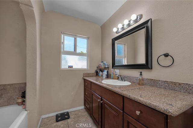 1617 W 80th Street, Los Angeles, CA 90047 — photo 19 of 25