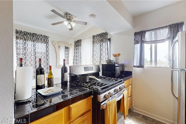 1168 E 10th 218B, Long Beach, CA 90813 — photo 7 of 28