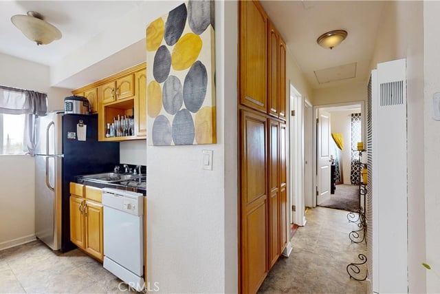 1168 E 10th 218B, Long Beach, CA 90813 — photo 9 of 28