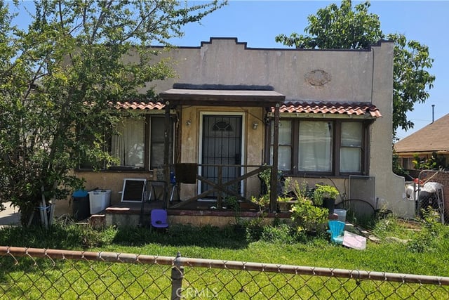 1006 S Concord, Los Angeles, CA 90023 — photo 3 of 9