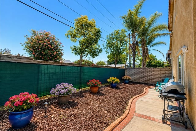 292 Edgemire Lane, Simi Valley, CA 93065 — photo 26 of 40