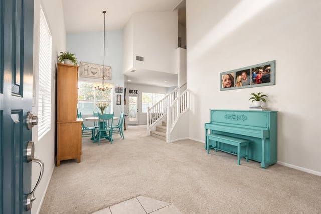 292 Edgemire Lane, Simi Valley, CA 93065 — photo 3 of 40