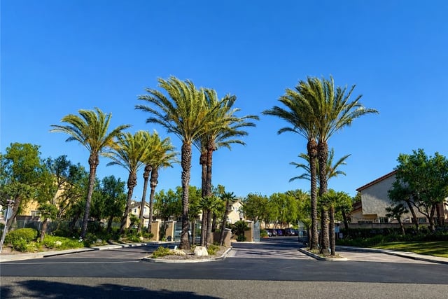 292 Edgemire Lane, Simi Valley, CA 93065 — photo 40 of 40