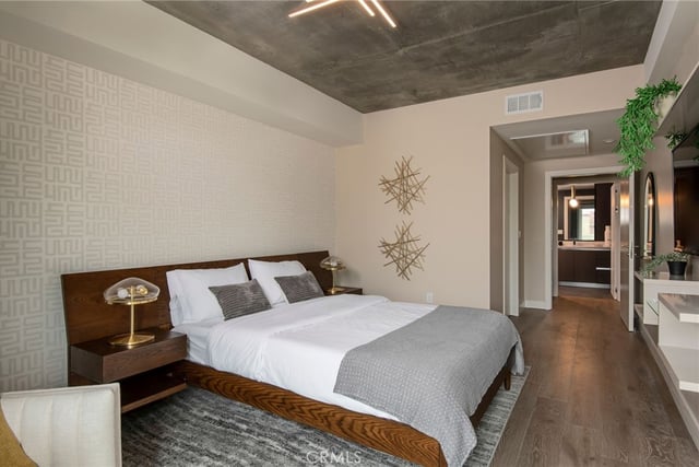 380 Cordova Street 413, Pasadena, CA 91101 — photo 11 of 24