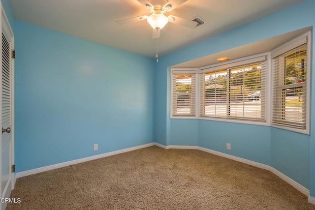 942 Loma Vista Place, Santa Paula, CA 93060 — photo 13 of 33