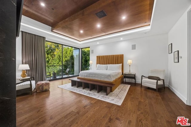 11075 W Sunset Boulevard, Los Angeles, CA 90049 — photo 18 of 29